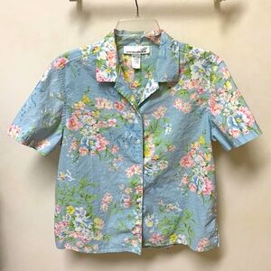 Pretty New Size L Women’s Shirt With Spring Flowers